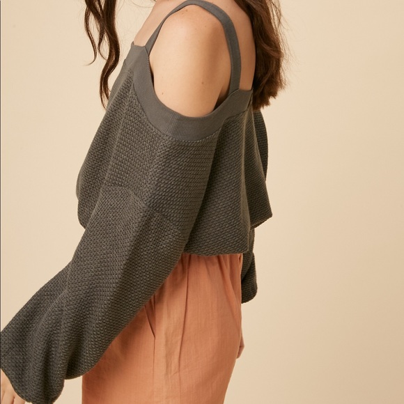 NWT Waffle Cold Shoulder Top - Picture 4 of 6